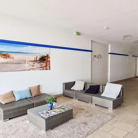 Apartment Dans Avec Piscine *